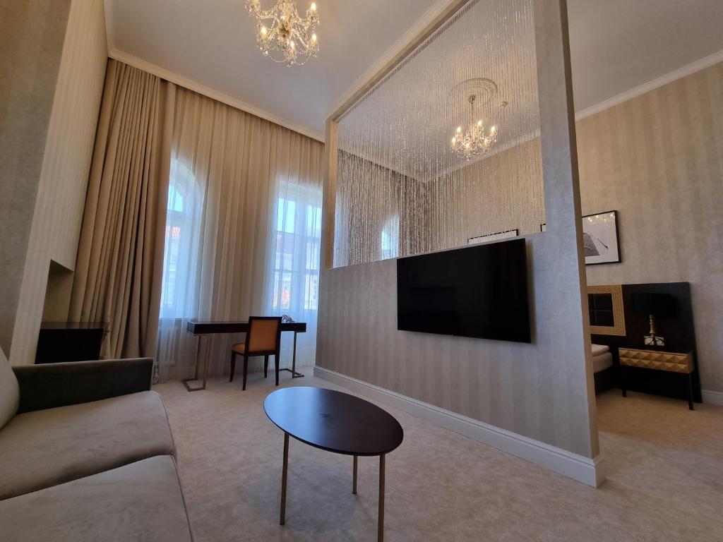 Tiffi Old Town Hotel - Resim 19