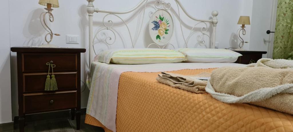 FATTORIA ROVELLO - Camera Doppia Con Bagno Privato