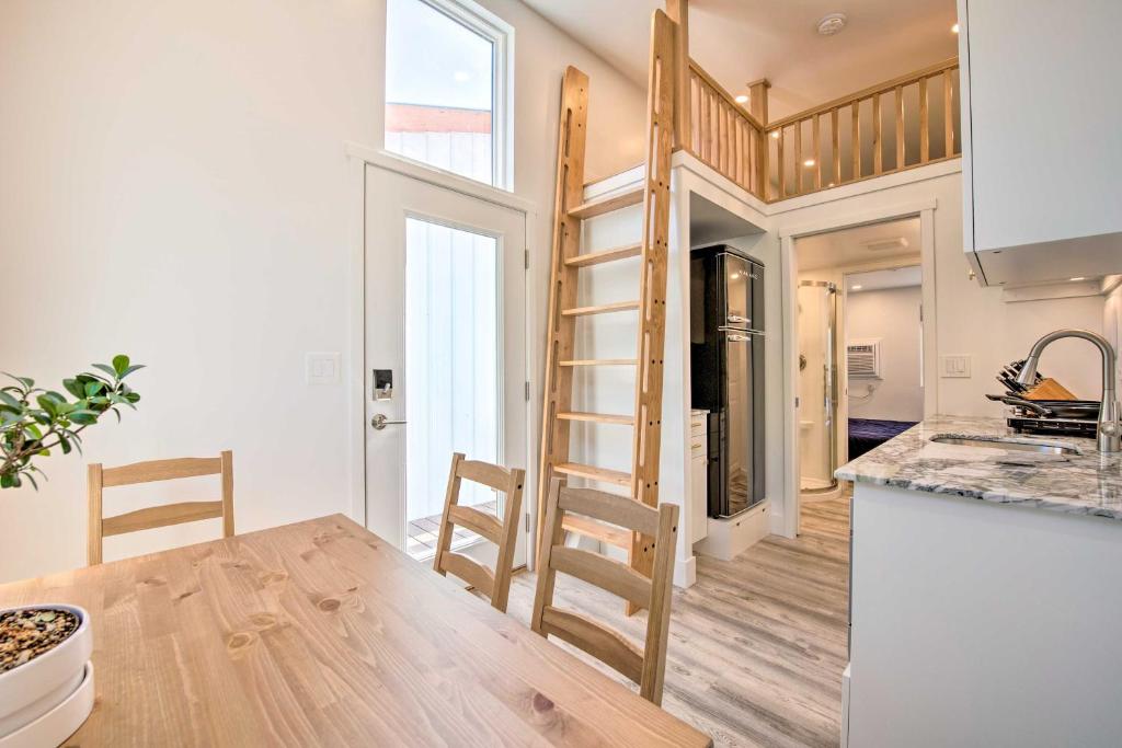 Convenient Salt Lake Tiny Home with Chic Interior!