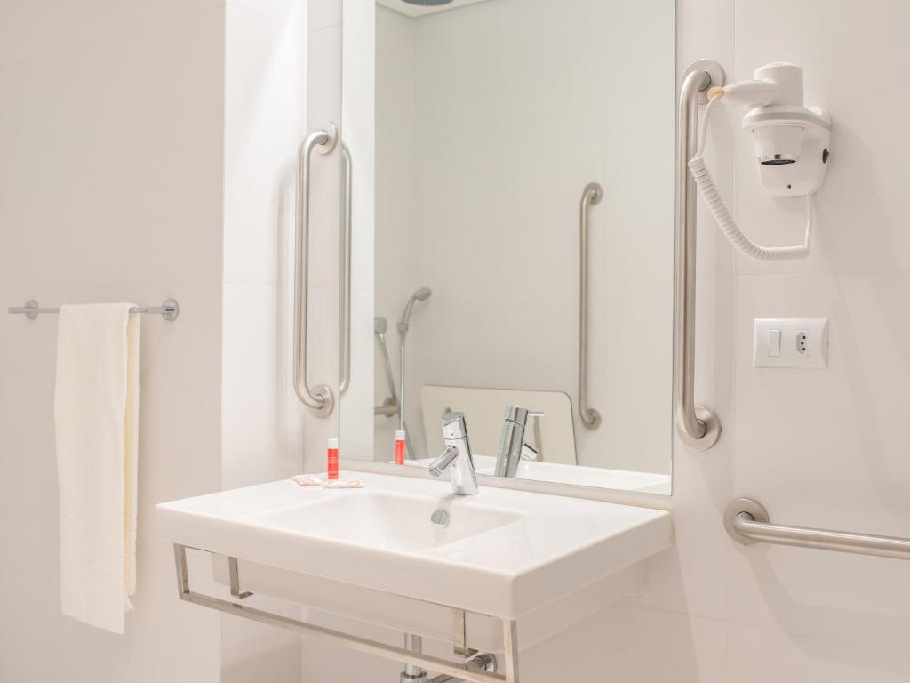 Koupelna v ubytování Hotel Moov Porto Alegre