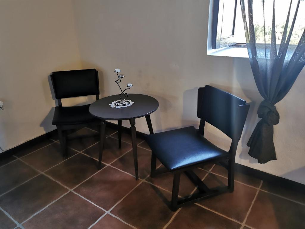 Villa Cecilio - Double Room With Shared Bathroom And Jacuzzi