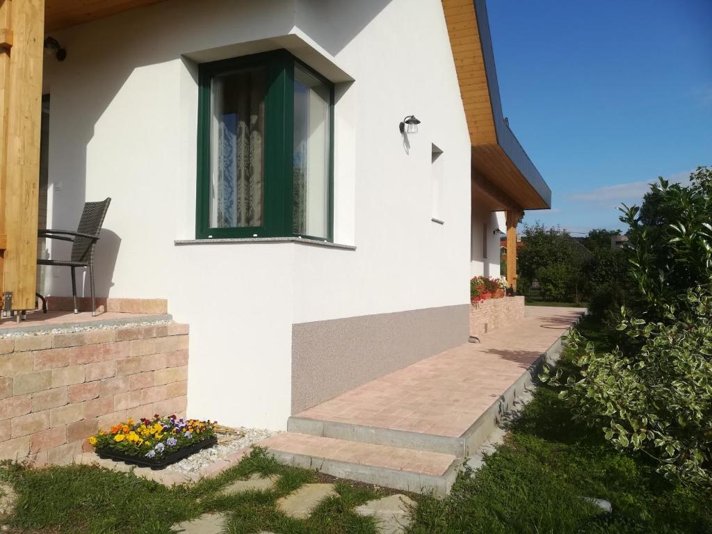 Budynek, w którym mieści się apartament
