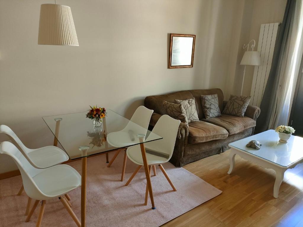 Posedenie v ubytovaní Apartamento Nueva del Santísimo