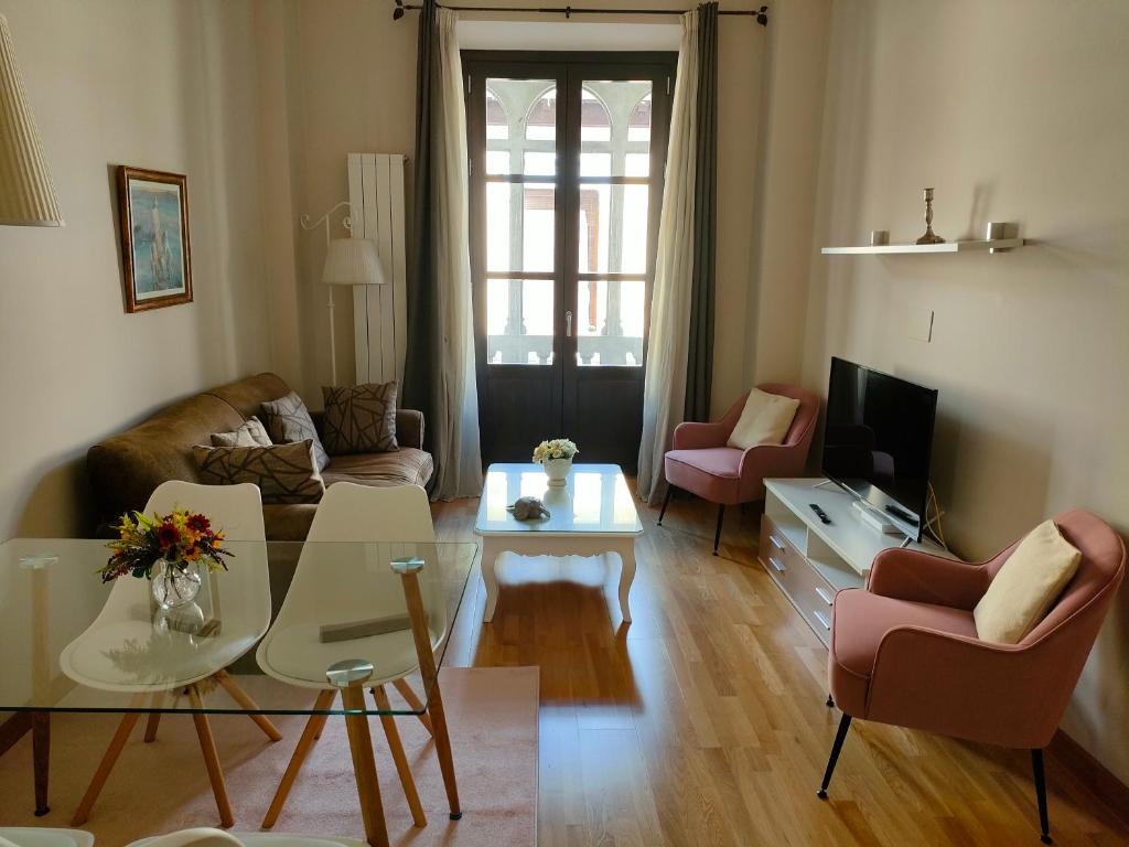 Posedenie v ubytovaní Apartamento Nueva del Santísimo