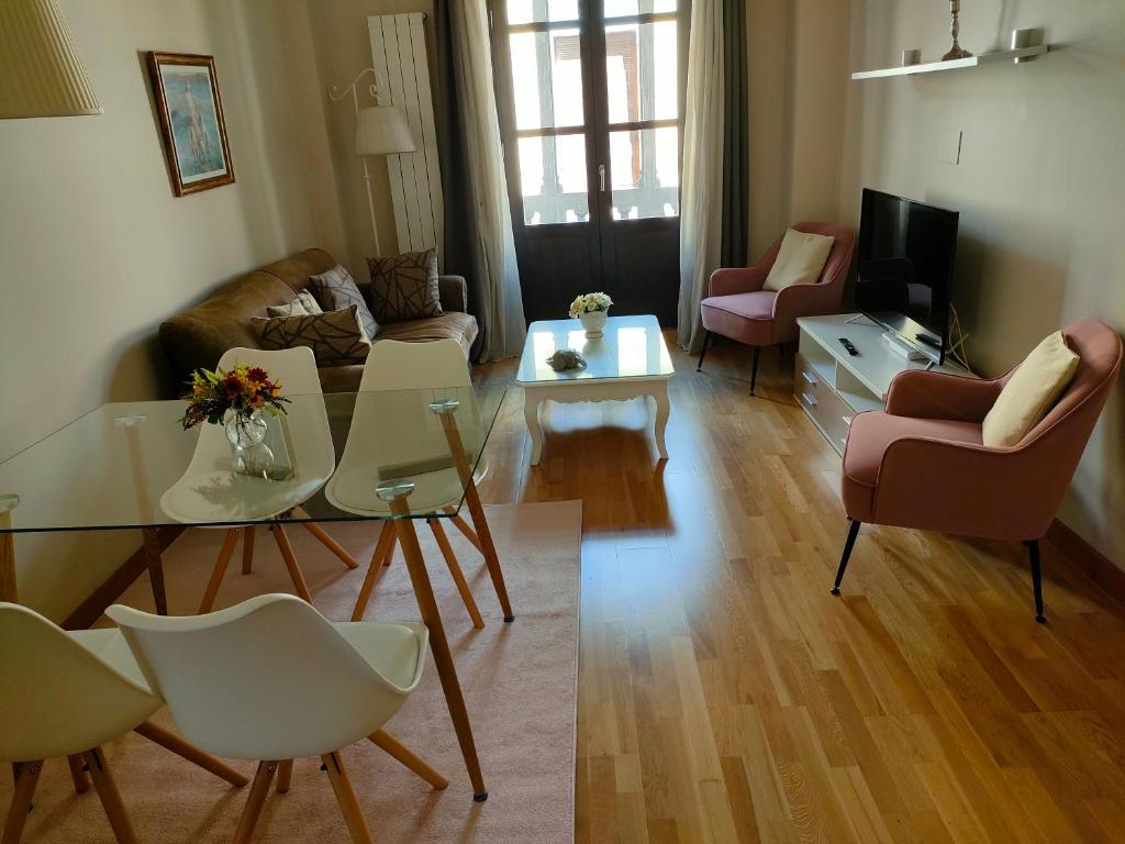 Posedenie v ubytovaní Apartamento Nueva del Santísimo