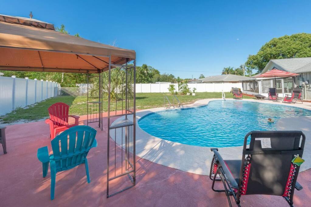 Perfect Gateway to Disney and Retreat Center. - Maison De Trois Chambres