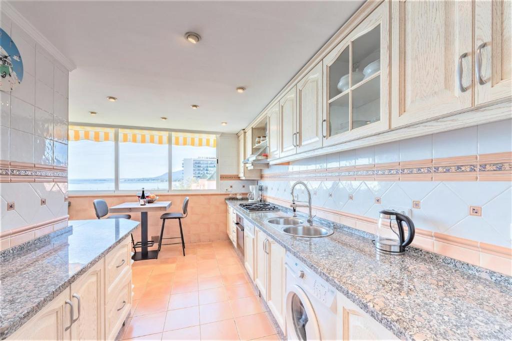 Kép Beachfront Apartment Marbella Center szállásáról Marbellában a galériában