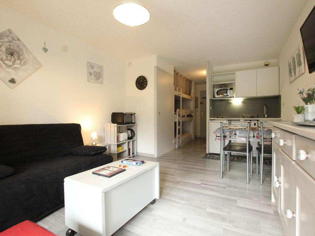 Appartement Saint-Chaffrey , 1 pièce, 3 personnes - FR-1-330E-120