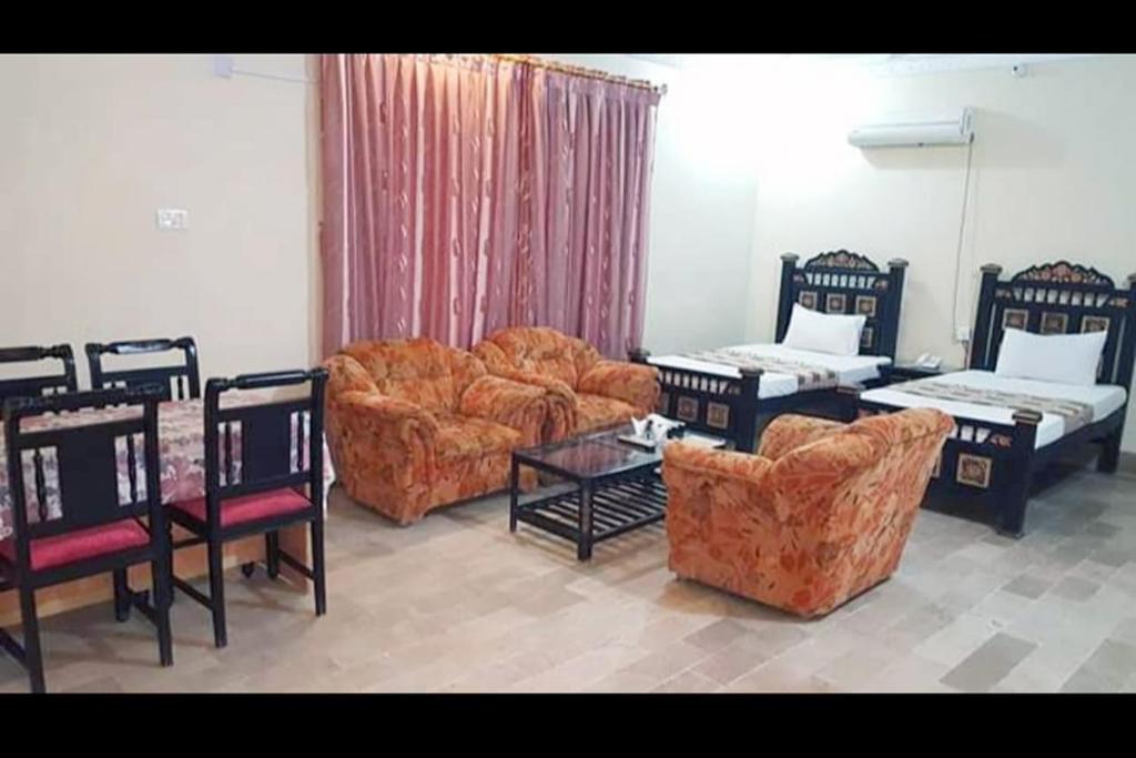 Indus Guest House Housity
