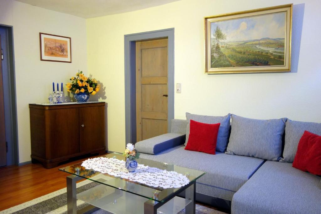 Posezení v ubytování Ferienwohnung Häckerstub'n Zang