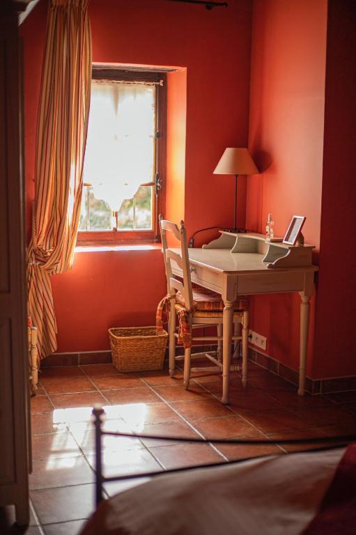 Fotografie z fotogalerie ubytování Le Vieux Moulin de Jouques v destinaci Jouques