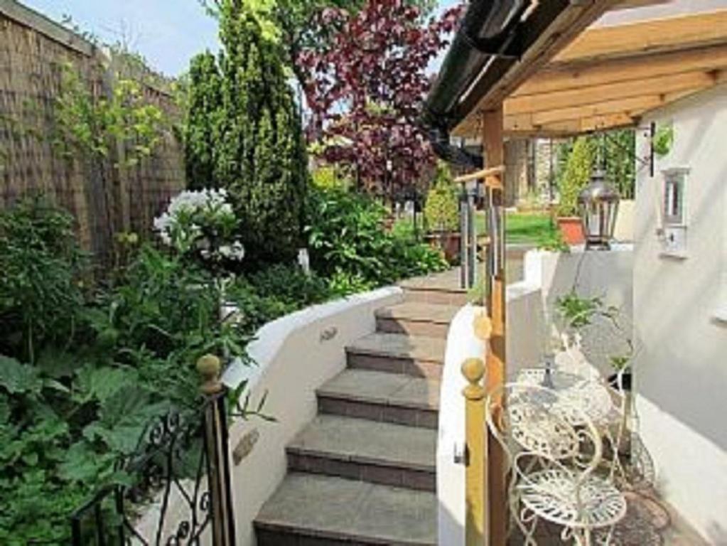 Lavender Cottage, Grade 2 Listed Period Stone Built Cottage In Pickering, North Yorkshire