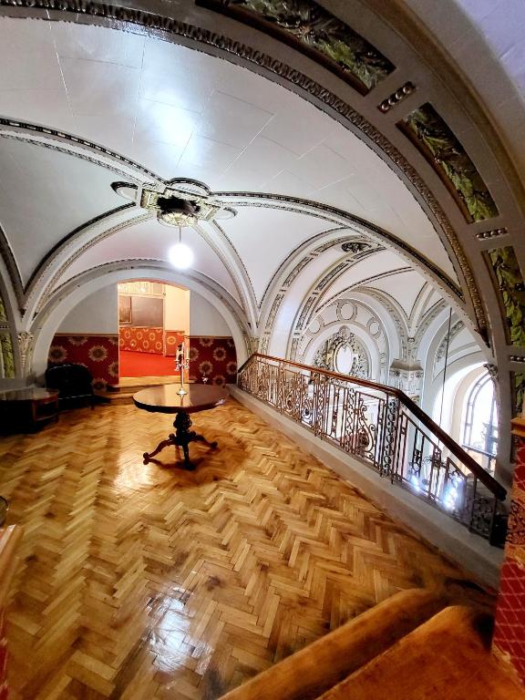 NF Palace Old City Bucharest - Resim 18