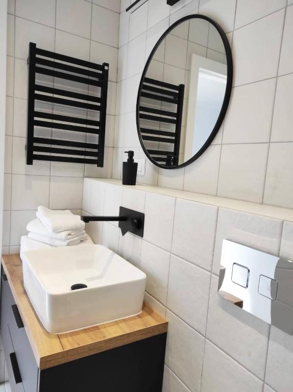 Posteľ alebo postele v izbe v ubytovaní Domek nad wodą Liliput