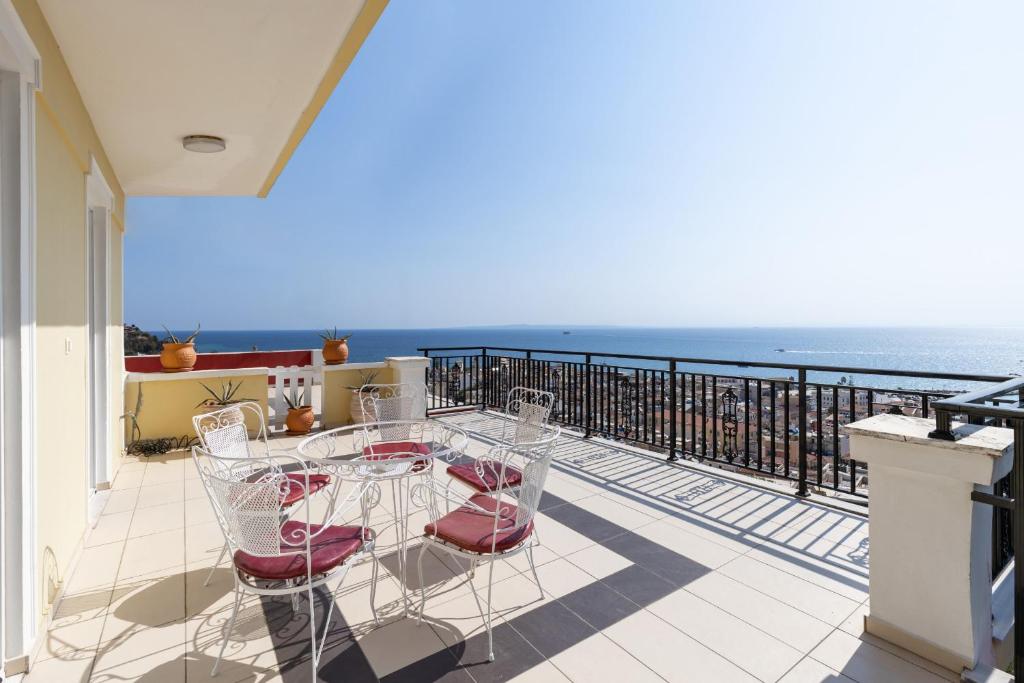 Balkón alebo terasa v ubytovaní Akakia Panoramic Villa