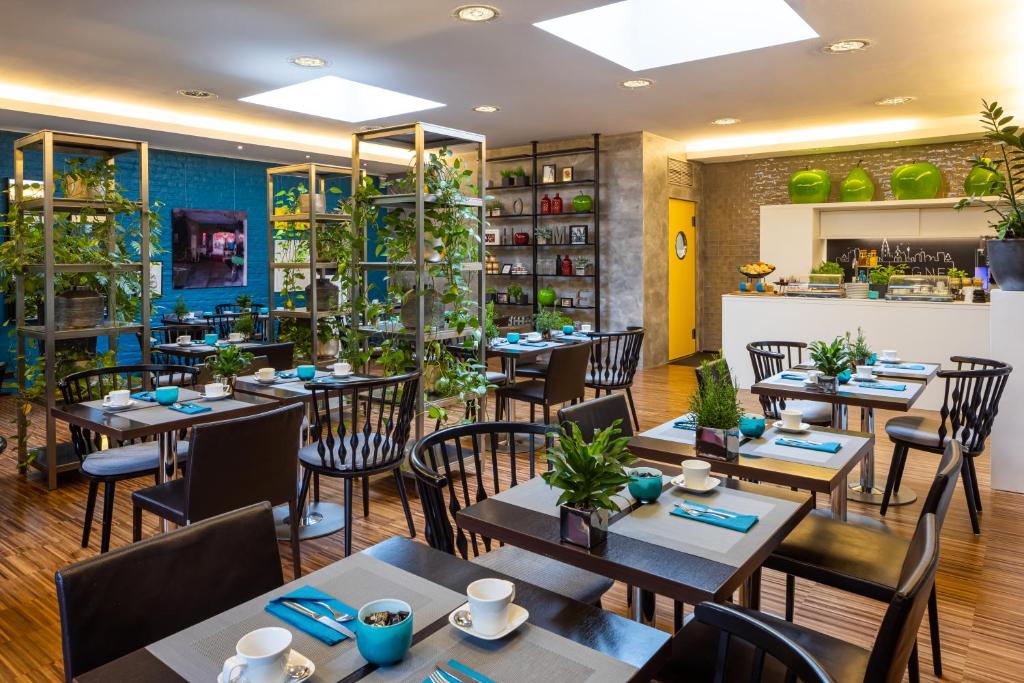 The New Yorker Hotel Köln-Messe - Resim 2