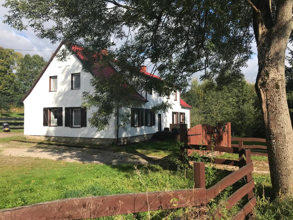 Budova, v ktorej sa farma nachádza