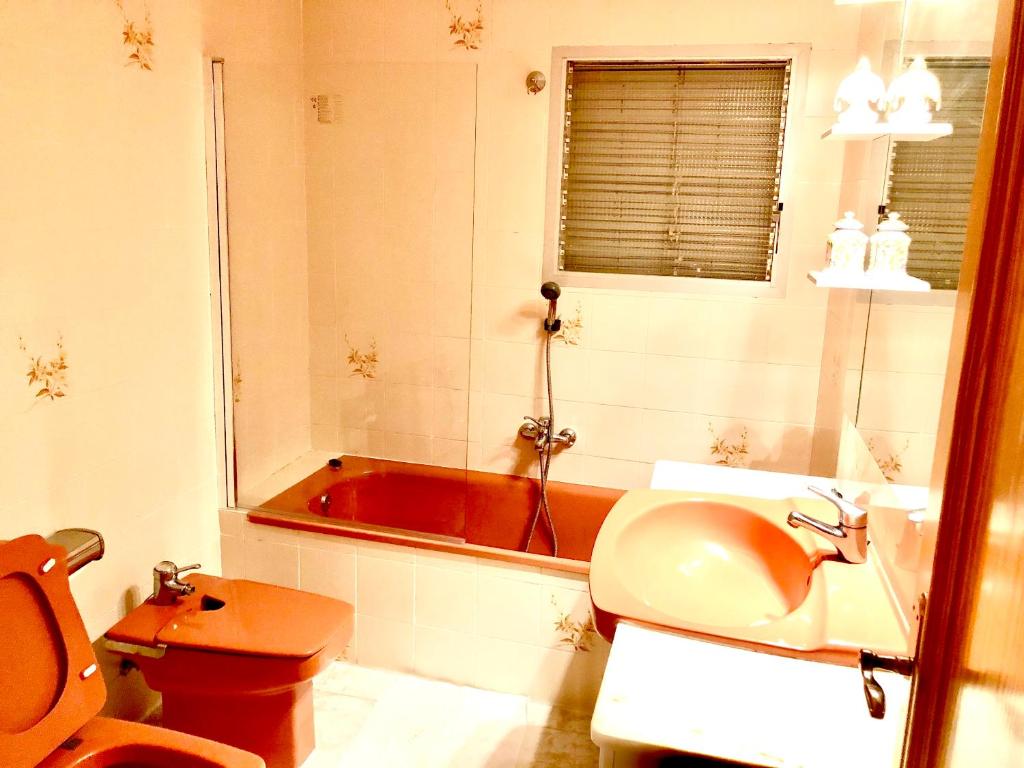 4 bedrooms villa with private pool enclosed garden and wifi ...