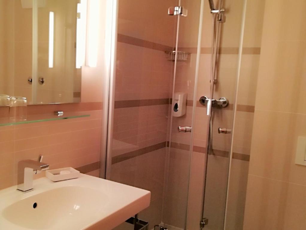 Koupelna v ubytování Hotel Heißenhof