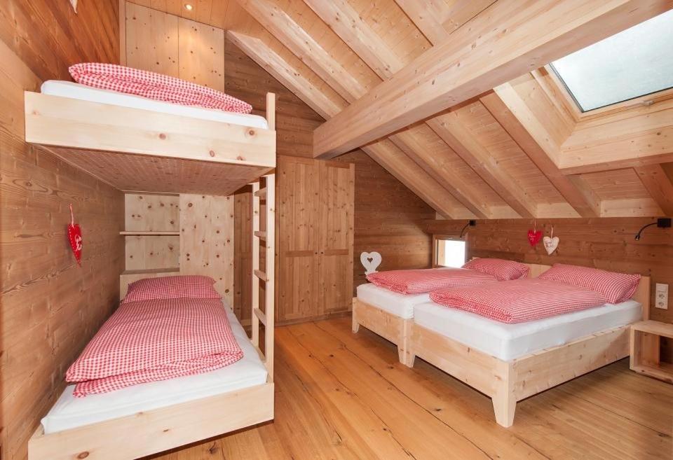 Postel nebo postele na pokoji v ubytování Sonnenhof Appartements
