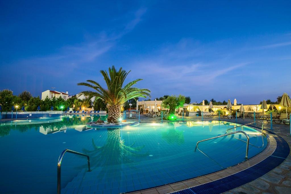 Bazén v ubytování Xenios Anastasia Resort & Spa nebo v jeho okolí