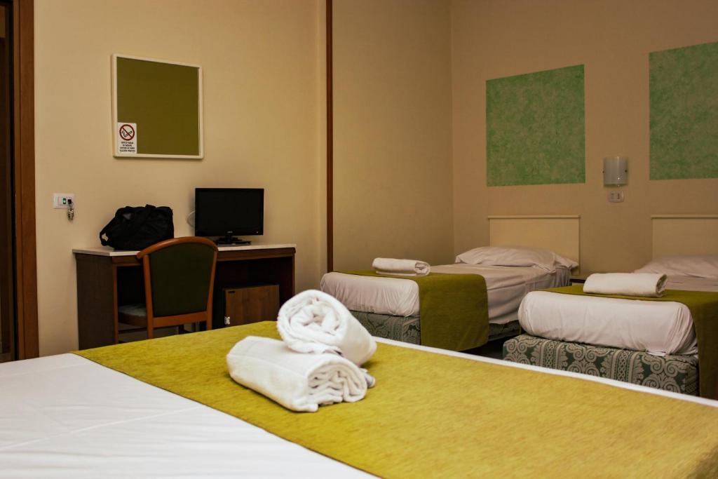 Hotel Garden Napoli - Resim 2