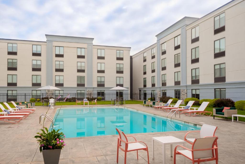 Holiday Inn East Windsor - Cranbury Area photo