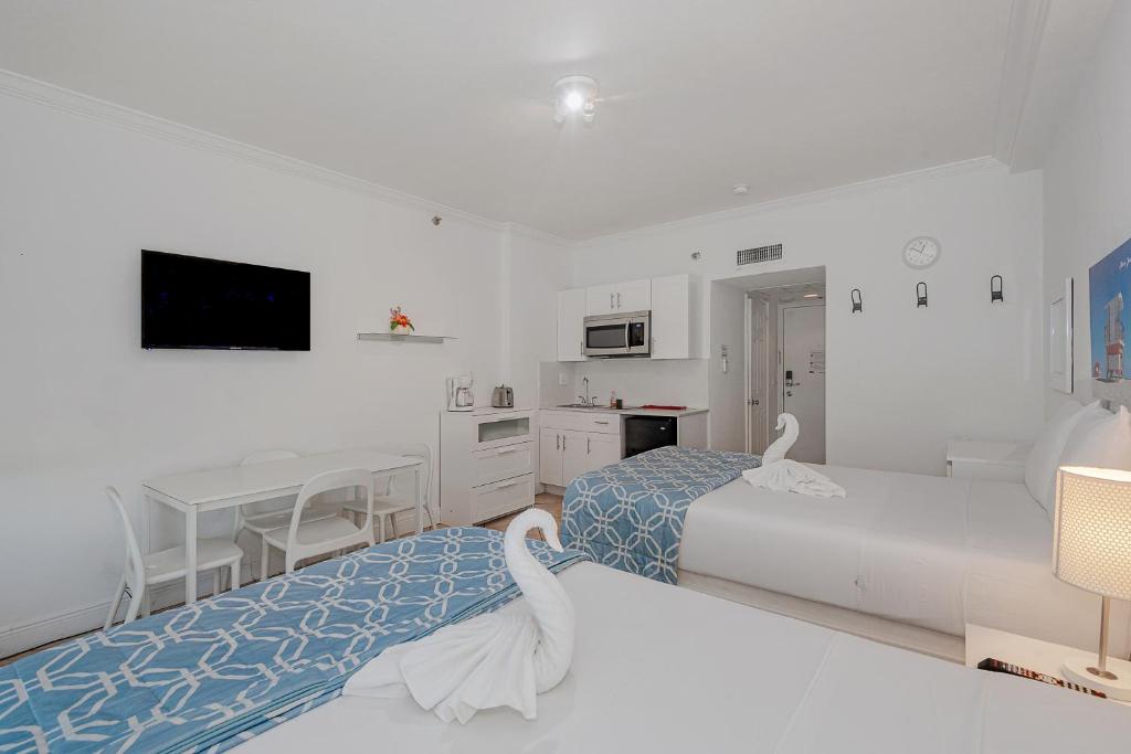 Beach Front Studio Miami Beach - 709 Studio With Sea View