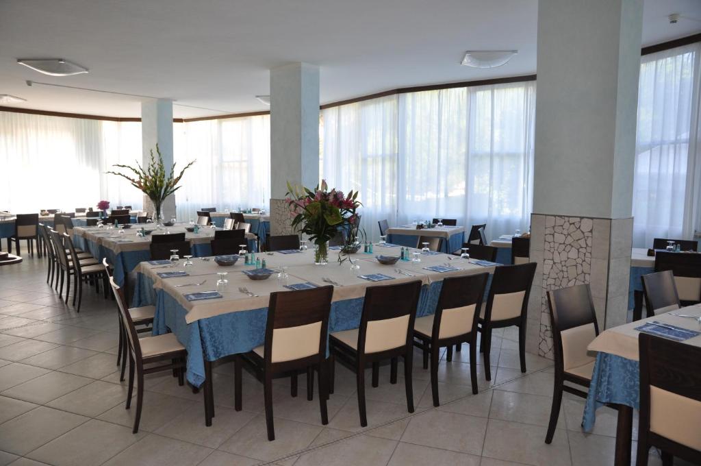 Restaurace v ubytování Hotel Real