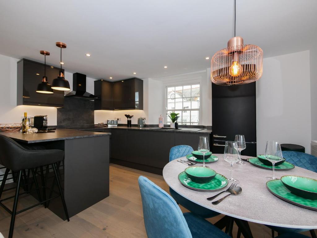 Kingsbridge Penthouse - Casa De Dos Dormitorios