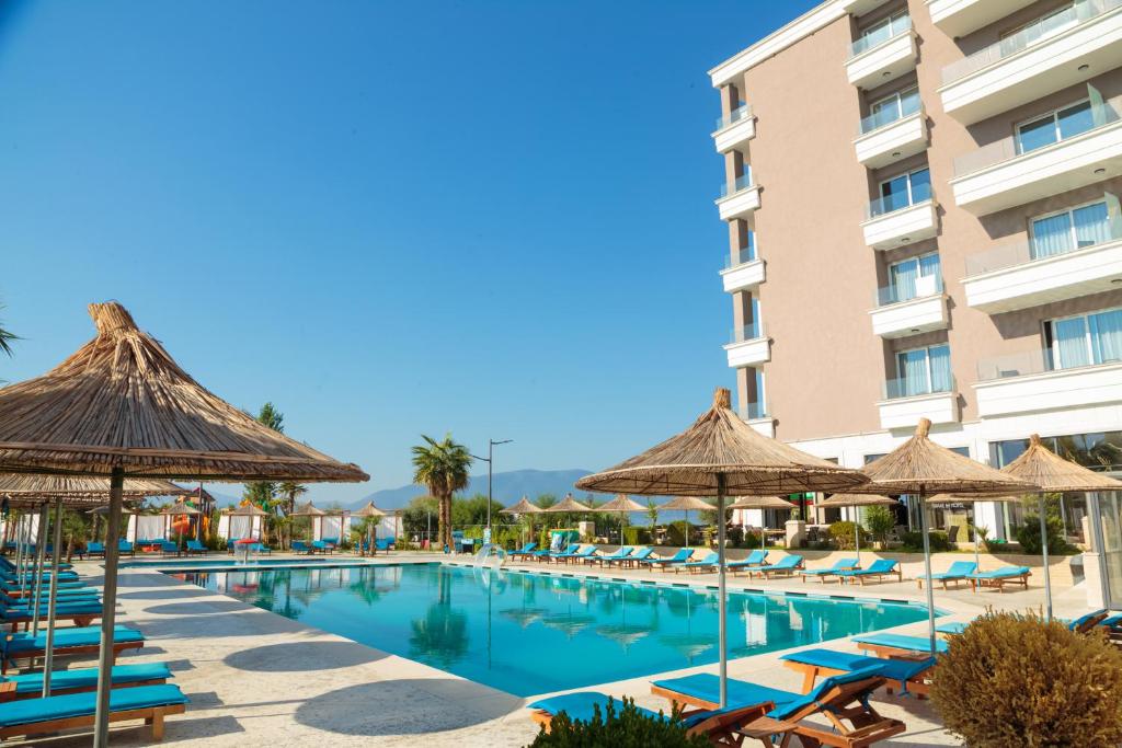 Kraal Hotel Vlore - Image 11