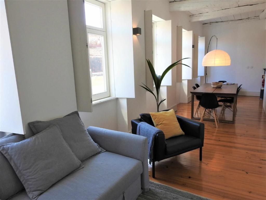 A seating area at Oporto Delight 3 Luxury Apartment in Historic Center Max 5p