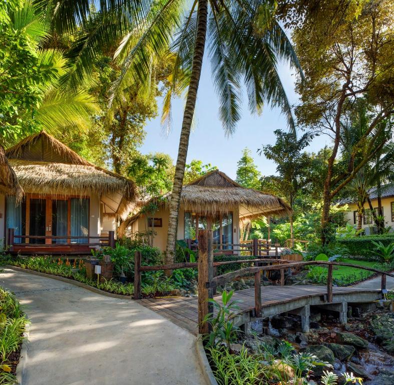 The Beach Natural Resort Koh Kood, Ko Kood (aktualisierte Preise 