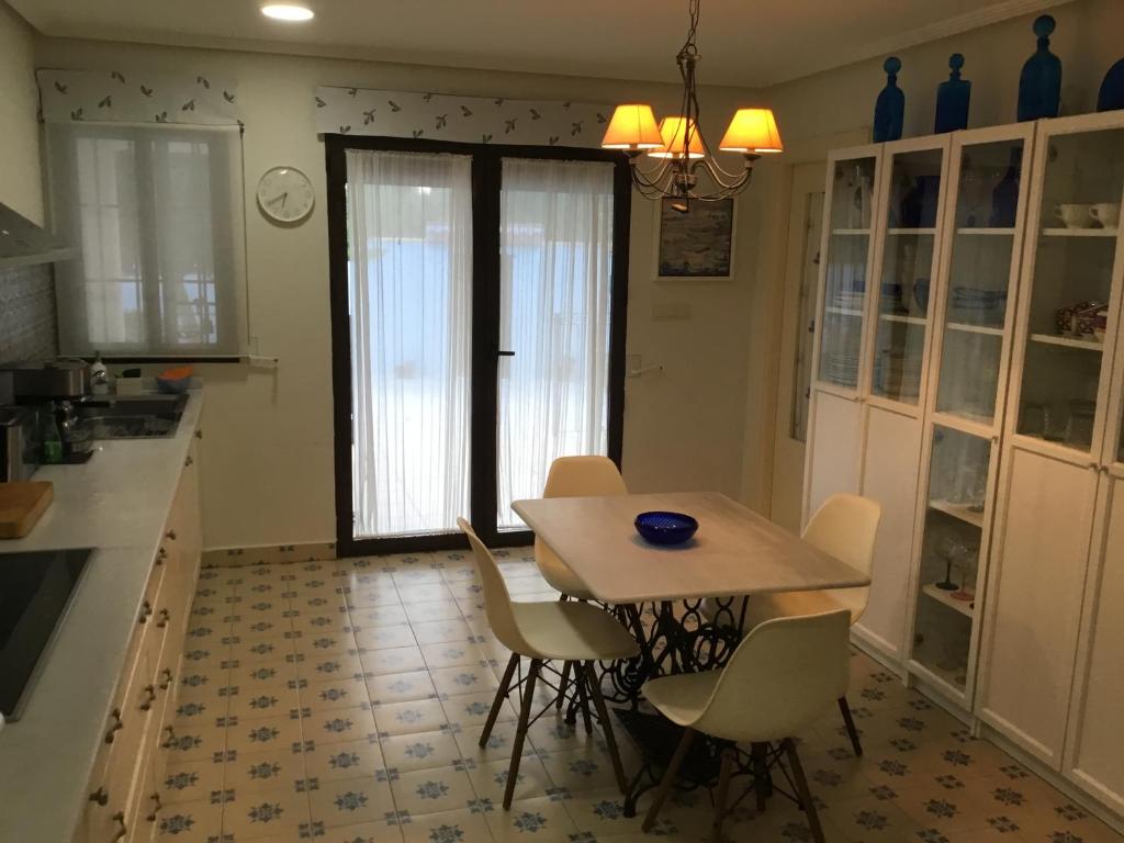 Kuchyň nebo kuchyňský kout v ubytování Relax en la huerta de Murcia