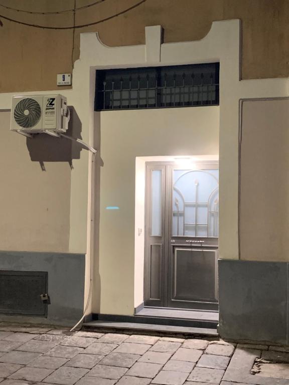 Zdjęcie z galerii obiektu Nuovissimo appartamento indipendente al centro !! w Katanii
