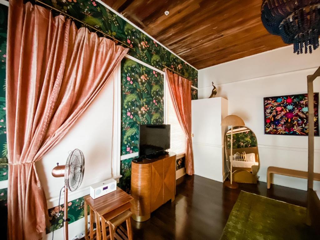 Marreros Guest Mansion - Adult Only - Kamer 9