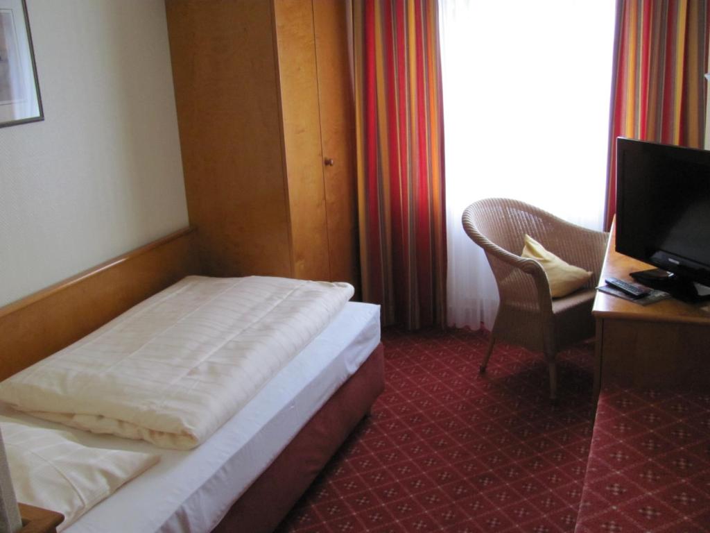 Schloss Hotel Herborn - Economy Single Room