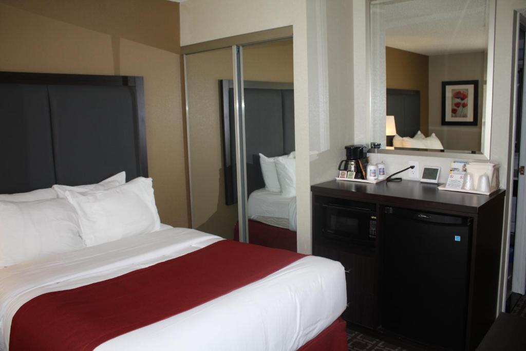Comfort Inn - 