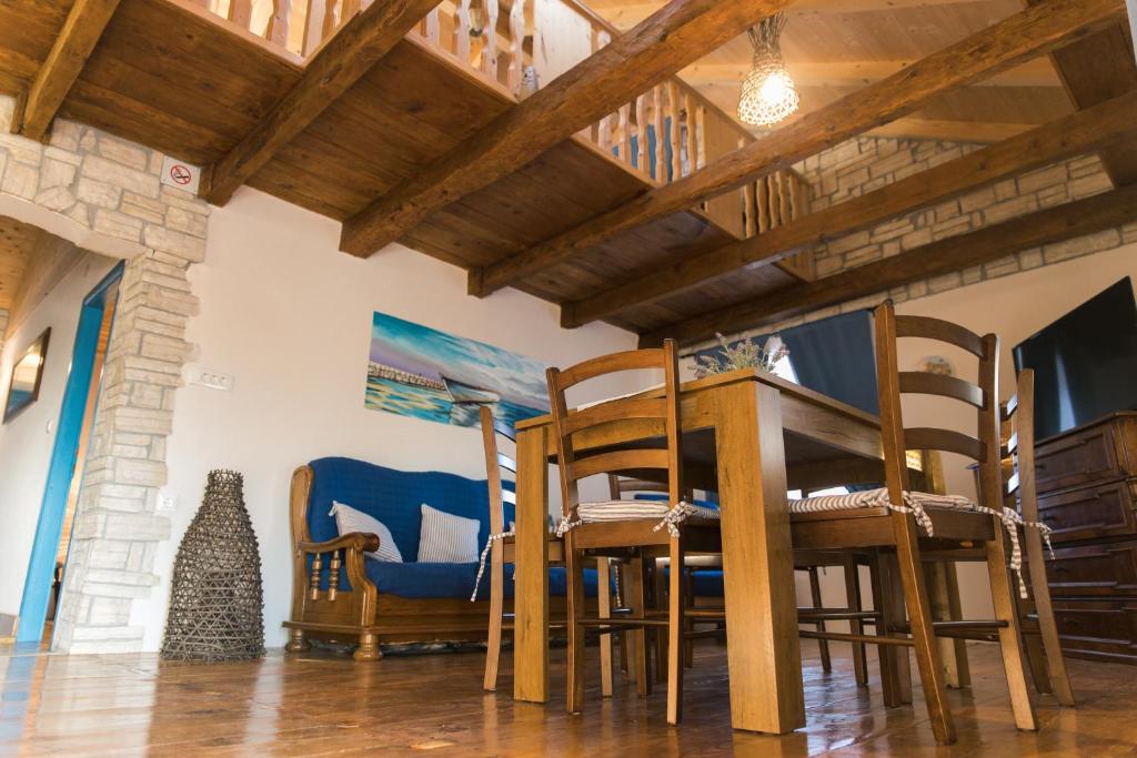 Fotografia z galérie ubytovania Rustic Apartment Mariva v destinácii Ljubač