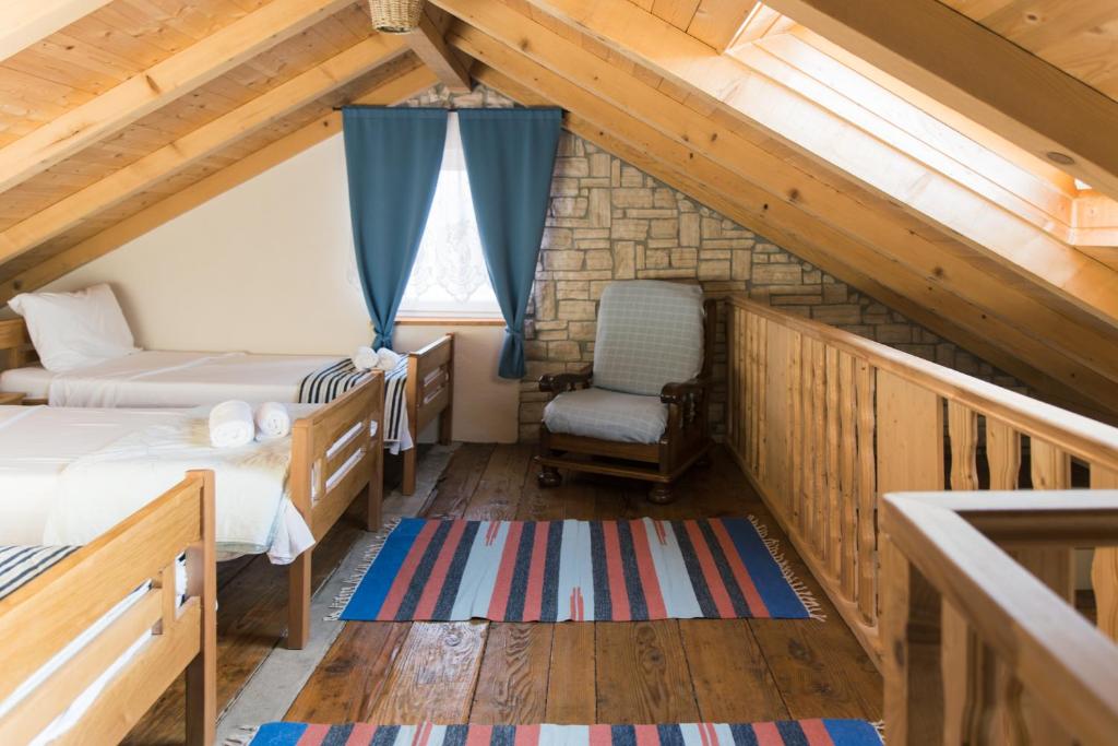 Posteľ alebo postele v izbe v ubytovaní Rustic Apartment Mariva