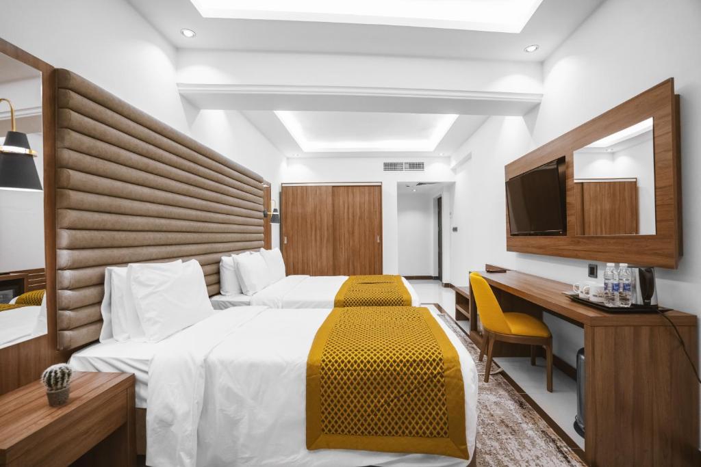 Noor Land Hotel - Family Room