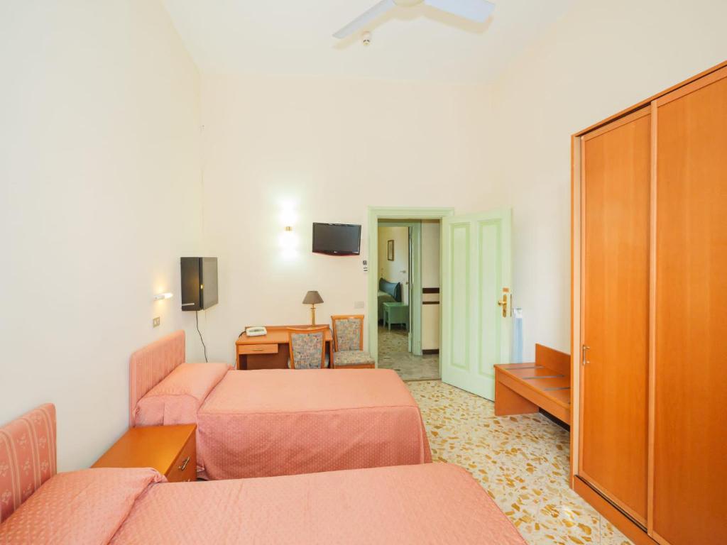 Hotel Delle Palme, SantʼAgata sui Due Golfi, Italy - Booking.com
