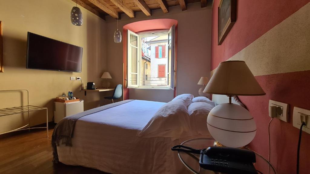 Hotel Piazza Vecchia - 4