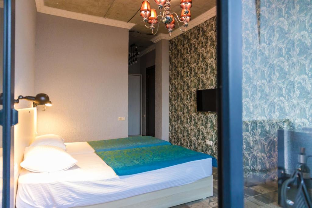 TJ GARDENS - Twin Room With Balcony