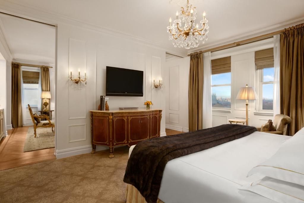 The Plaza - Plaza Room