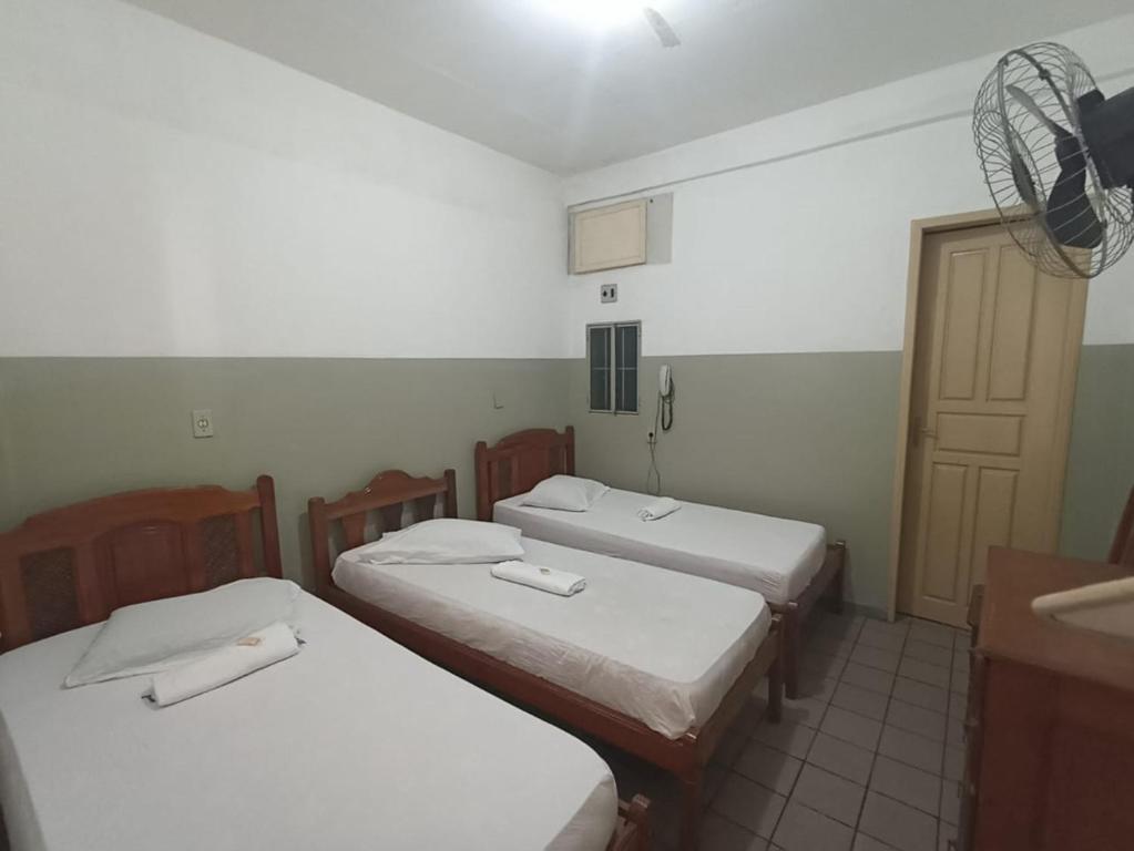 Postel nebo postele na pokoji v ubytování Hotel Granada Concept