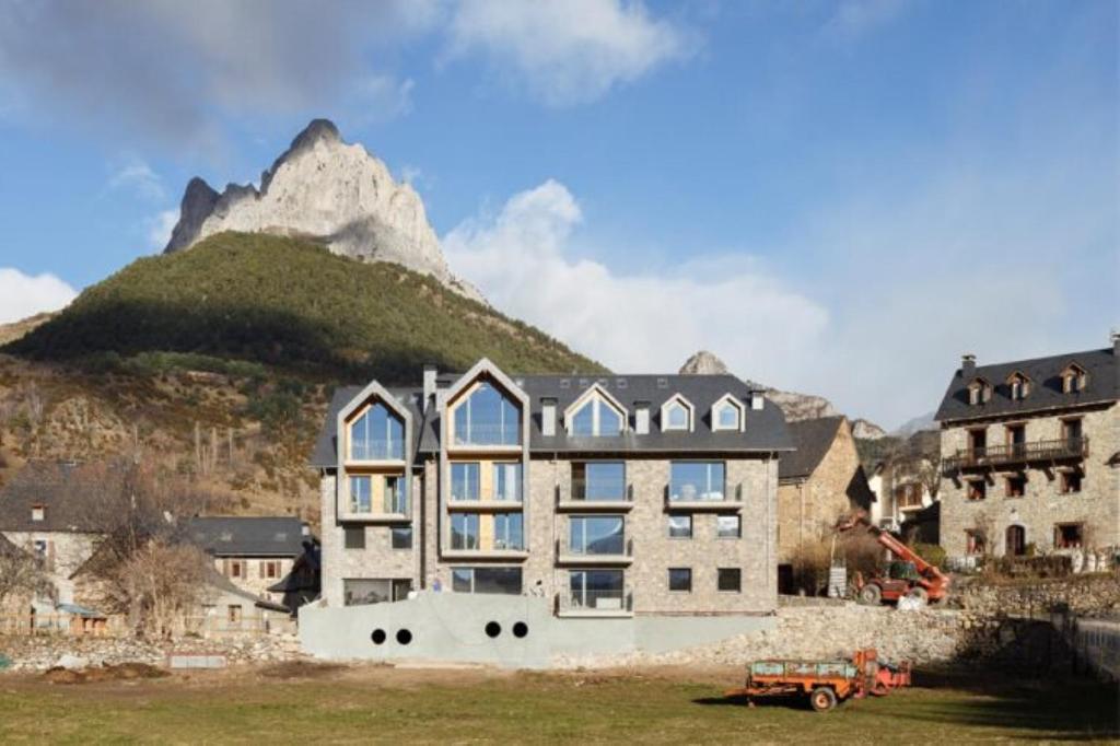 Nespecifikovaný výhled na hory nebo výhled na hory při pohledu z apartmánu
