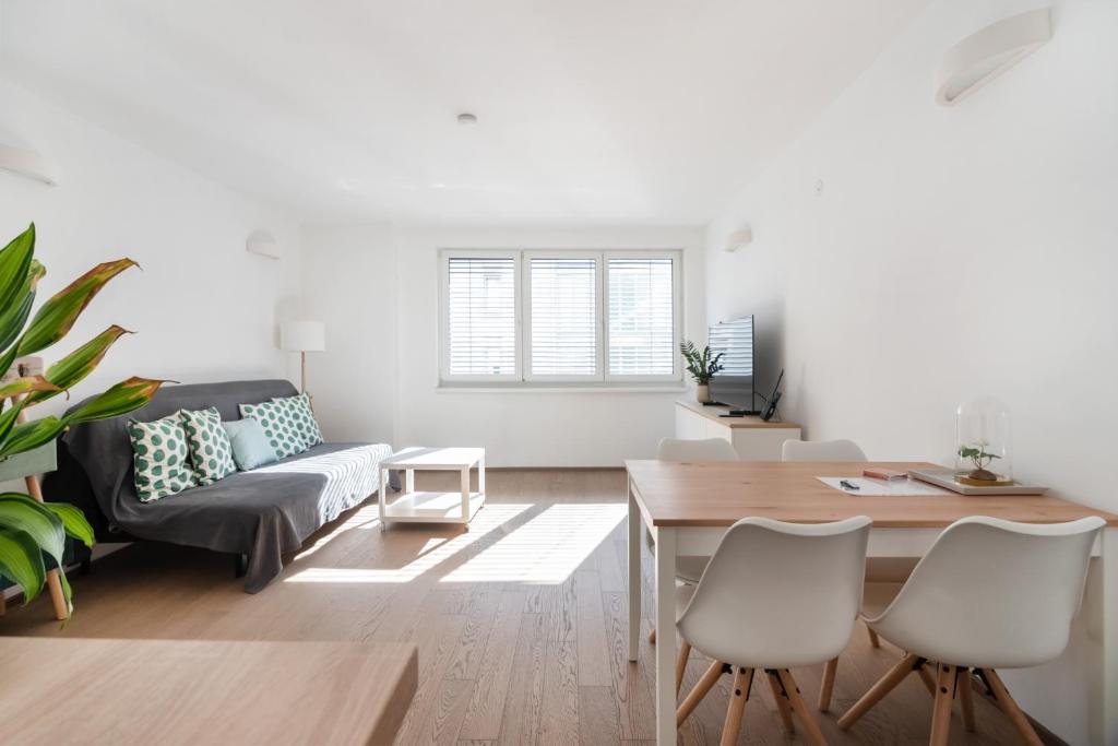 Posedenie v ubytovaní Immersed into Vienna's city life and yet a retreat, Minimum 30 nights
