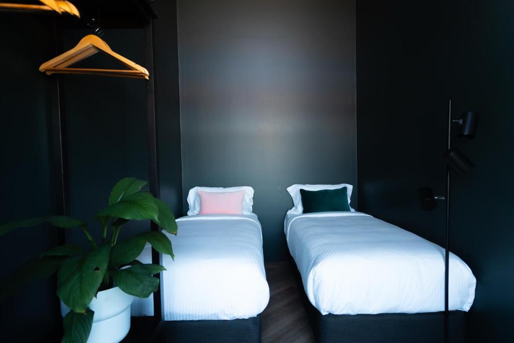 The Blue Hotel Bondi - Resim 35