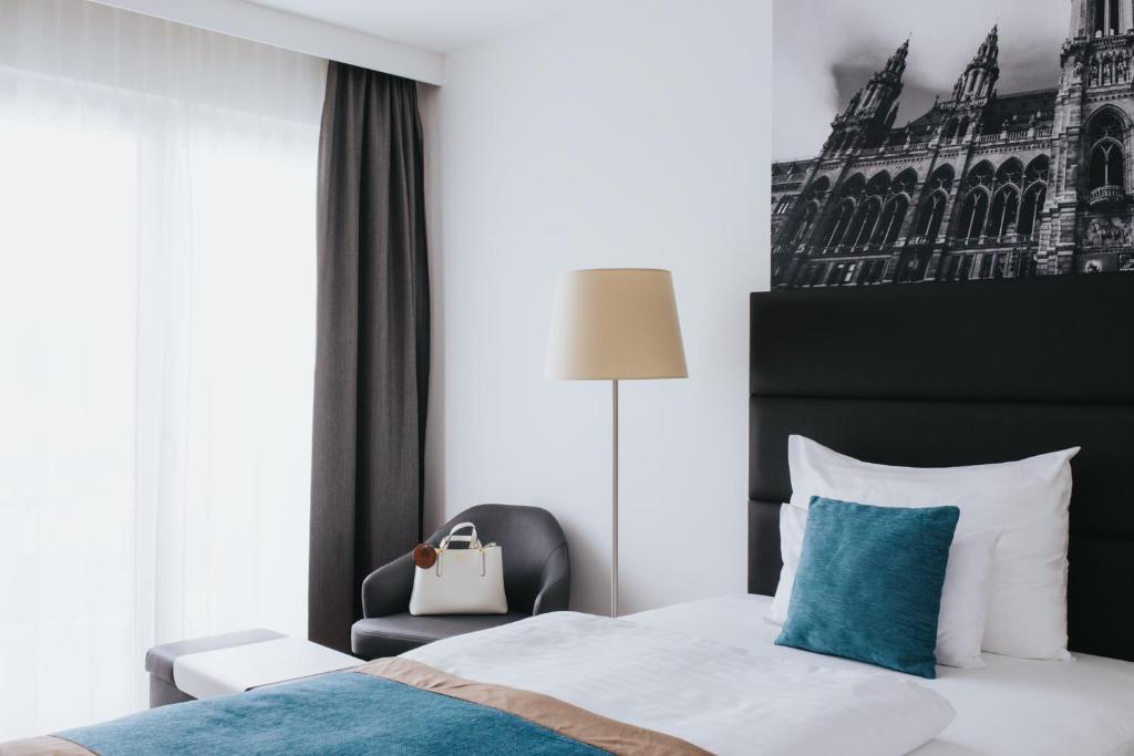 Parks 73 The Townhouse Hotel - 1